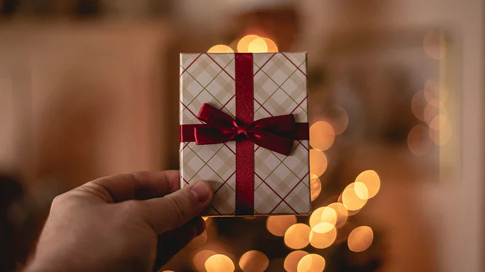 4 Simple Steps to Finding the Perfect Wallet Tracker Gift